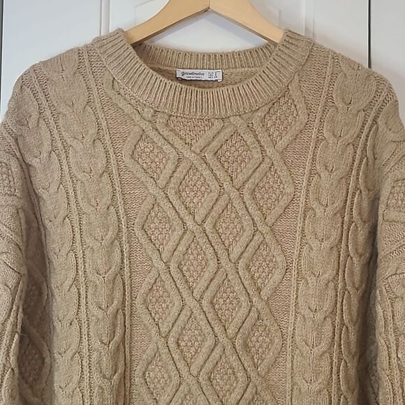 Stradivarius oversized cable detail sweater camel Oversized Fisherman Size S - Picture 4 of 14